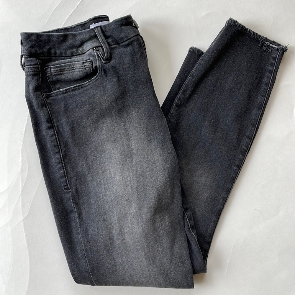 Good American Ankle skinny gray jeans distressed hem size 10 good legs